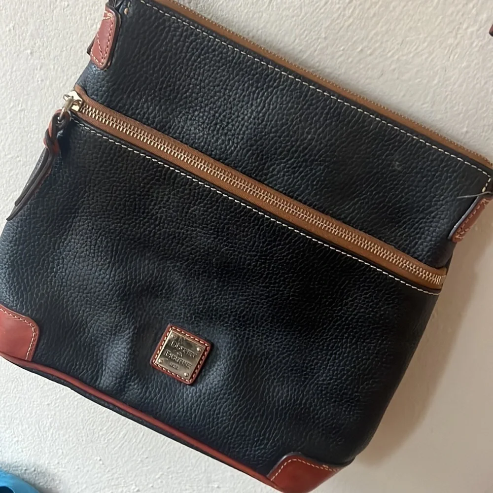 Dooney & Bourke Cross Body Bag - Picture 2 of 12